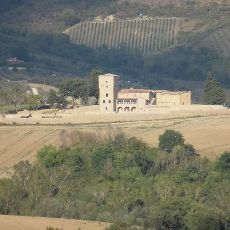 Podere Caldaruccio La Pineta 22 People 4* Ramazzano - Le Pulci