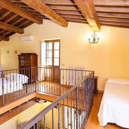 Podere Caldaruccio La Pineta 22 People Hotel 4*