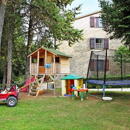 Podere Caldaruccio La Pineta 22 People Hotel 4*