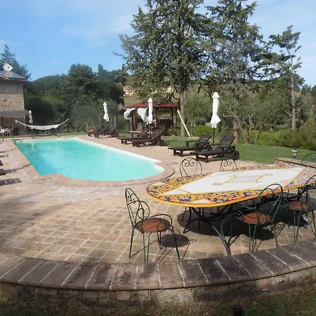 Hotel Podere Caldaruccio La Pineta 22 People 4*